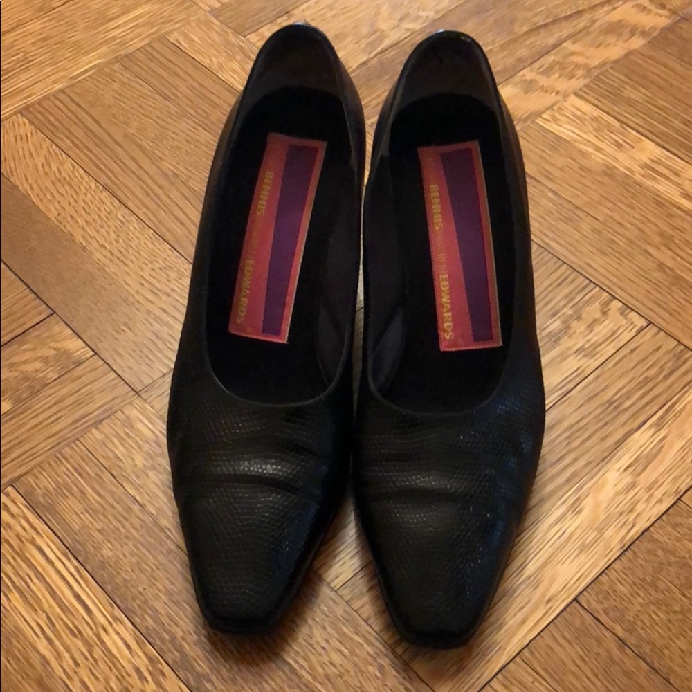 Susan Bennis Warren Edwards Black Lizard Pumps